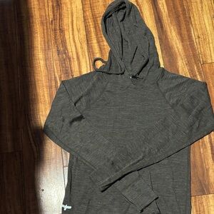 Sloomb Raven merino hoodie size xs. Light brown.